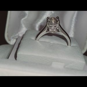 Genuine 1ctw brilliant Diamond ring 14k white gold